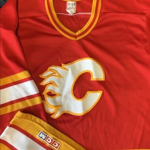 Vintage Calgary Flames Hockey Jersey